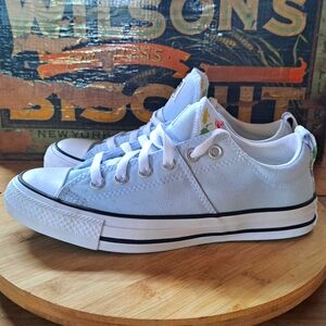 Converse Sneakers, Women Size 8, Low Top Basketball Shoes, Blue, Garden Party